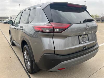 2023 Nissan Rogue S   - Photo 3 - Dallas, TX 75252