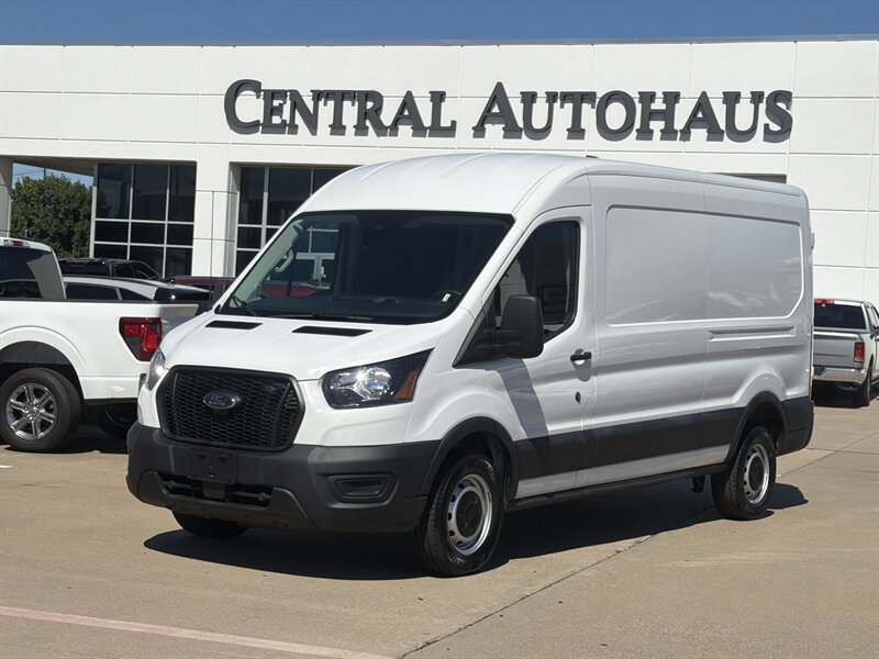 2025 Ford Transit 250  XLT