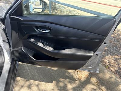 2025 Honda Accord SE   - Photo 13 - Dallas, TX 75252