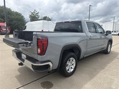 2024 GMC Sierra 1500 SLE - Photo 16 - Dallas, TX 75252
