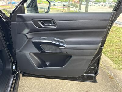 2024 Nissan Pathfinder SV - Photo 14 - Dallas, TX 75252