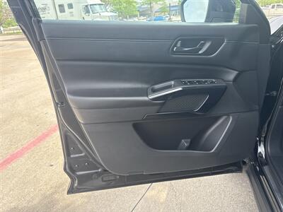 2024 Nissan Pathfinder SV - Photo 10 - Dallas, TX 75252