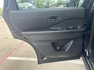 2024 Nissan Pathfinder SV - Photo 12 - Dallas, TX 75252