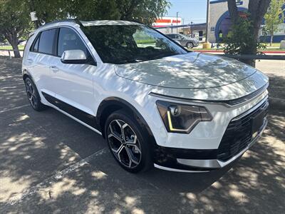 2023 Kia Niro EX   - Photo 9 - Dallas, TX 75252