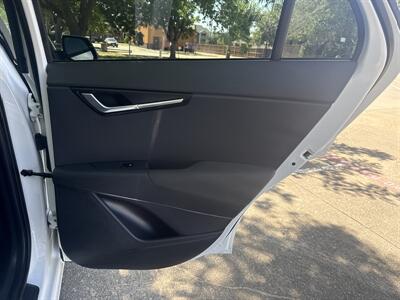 2023 Kia Niro EX   - Photo 11 - Dallas, TX 75252
