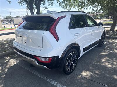 2023 Kia Niro EX   - Photo 7 - Dallas, TX 75252