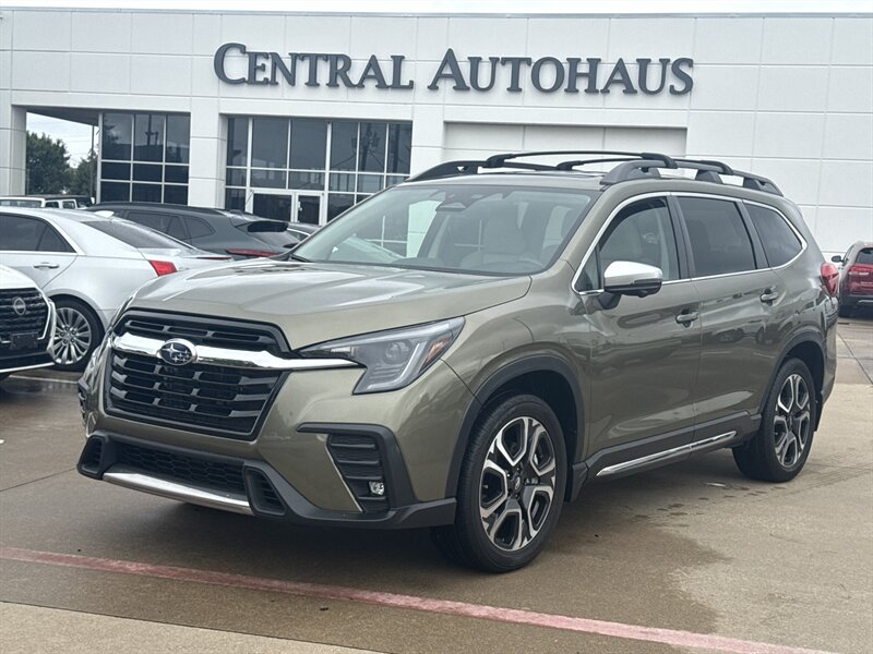 2023 Subaru Ascent Limited 8-Passenger  