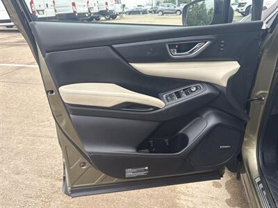 2023 Subaru Ascent Limited 8-Passenger   - Photo 10 - Dallas, TX 75252