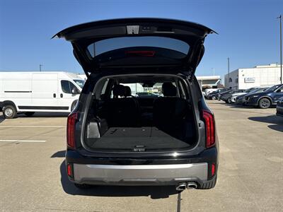 2025 Kia Telluride S - Photo 15 - Dallas, TX 75252