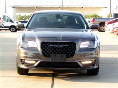 2021 Chrysler 300 Series Touring   - Photo 2 - Dallas, TX 75252