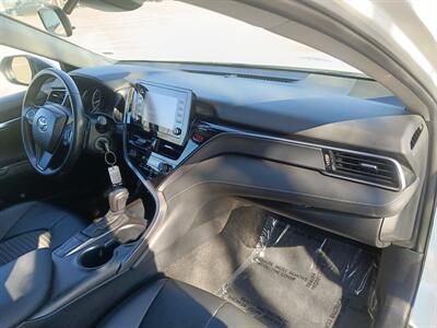 2023 Toyota Camry SE   - Photo 20 - Dallas, TX 75252