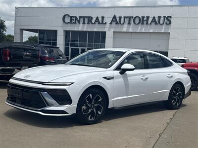 2025 Hyundai SONATA SEL - Photo 1 - Dallas, TX 75252