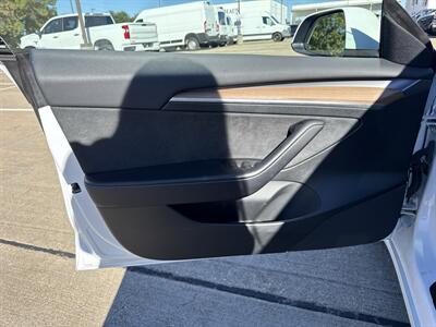 2023 Tesla Model 3   - Photo 10 - Dallas, TX 75252