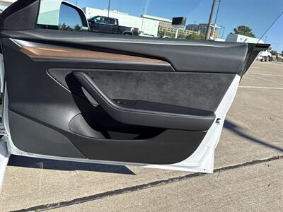 2023 Tesla Model 3   - Photo 13 - Dallas, TX 75252