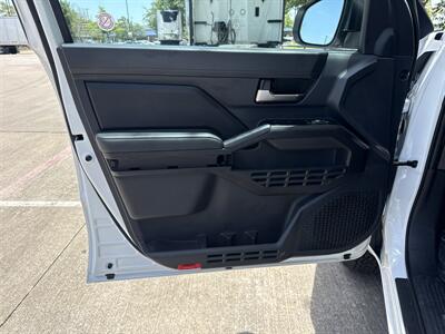 2026 Toyota Tacoma SR5 - Photo 10 - Dallas, TX 75252