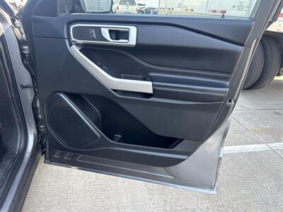 2023 Ford Explorer XLT   - Photo 14 - Dallas, TX 75252