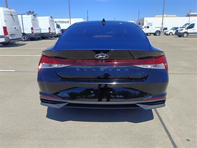 2022 Hyundai ELANTRA SEL   - Photo 6 - Dallas, TX 75252