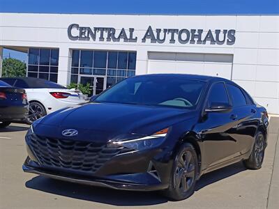 2022 Hyundai ELANTRA SEL   - Photo 1 - Dallas, TX 75252