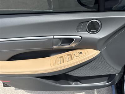 2025 Hyundai SONATA Hybrid Limited - Photo 11 - Dallas, TX 75252