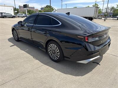 2025 Hyundai SONATA Hybrid Limited - Photo 5 - Dallas, TX 75252