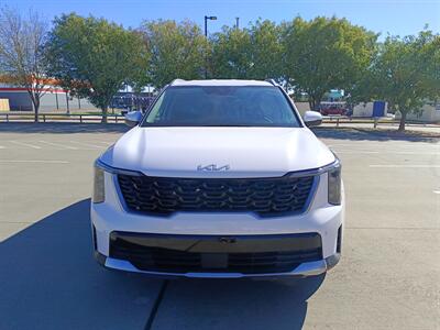 2024 Kia Sorento S   - Photo 2 - Dallas, TX 75252