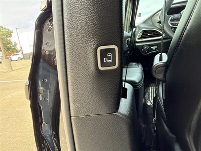 2026 Chrysler Pacifica Select   - Photo 14 - Dallas, TX 75252