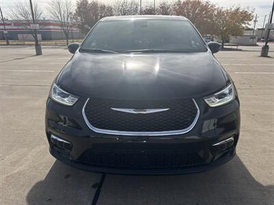 2026 Chrysler Pacifica Select   - Photo 2 - Dallas, TX 75252