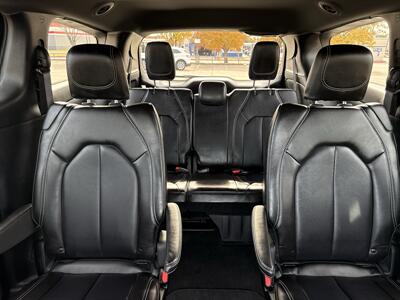 2026 Chrysler Pacifica Select   - Photo 38 - Dallas, TX 75252