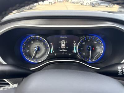 2026 Chrysler Pacifica Select   - Photo 24 - Dallas, TX 75252