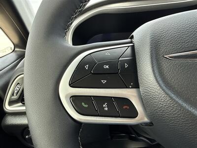 2026 Chrysler Pacifica Select   - Photo 26 - Dallas, TX 75252