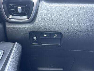 2022 Kia Sorento S   - Photo 32 - Dallas, TX 75252