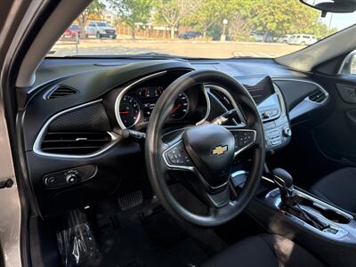 2025 Chevrolet Malibu LT   - Photo 20 - Dallas, TX 75252