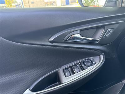2025 Chevrolet Malibu LT   - Photo 11 - Dallas, TX 75252