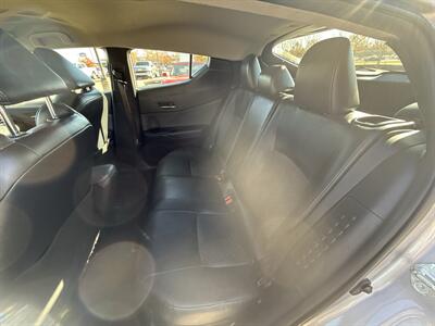 2020 Toyota C-HR LE   - Photo 31 - Dallas, TX 75252