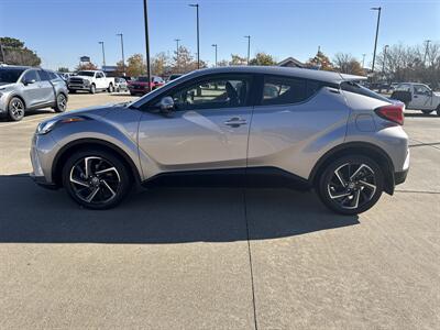 2020 Toyota C-HR LE   - Photo 4 - Dallas, TX 75252