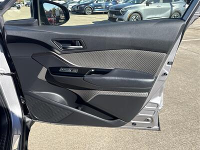 2020 Toyota C-HR LE   - Photo 14 - Dallas, TX 75252