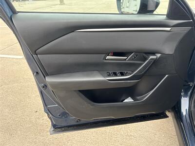 2026 Mazda CX-50 2.5 S Preferred - Photo 10 - Dallas, TX 75252