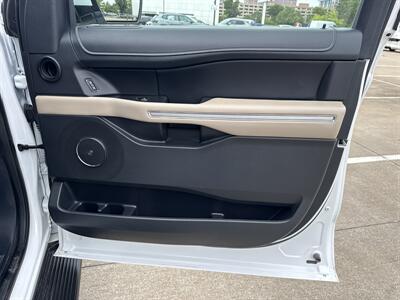 2024 Ford Expedition Limited - Photo 14 - Dallas, TX 75252