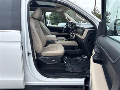 2024 Ford Expedition Limited - Photo 24 - Dallas, TX 75252