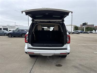 2024 Ford Expedition Limited - Photo 15 - Dallas, TX 75252