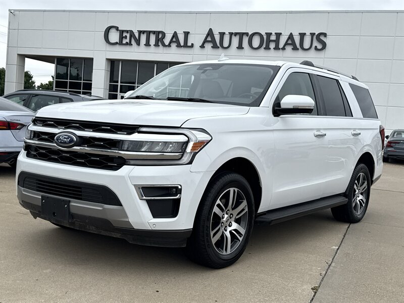2024 Ford Expedition Limited   - Photo 1 - Dallas, TX 75252