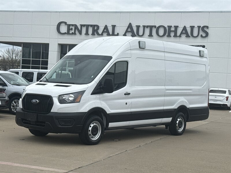2023 Ford Transit 250   - Photo 1 - Dallas, TX 75252