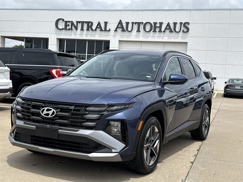 2026 Hyundai Tucson SEL FWD's photo