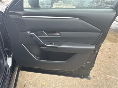 2024 Mazda CX-50 2.5 S Preferred   - Photo 15 - Dallas, TX 75252