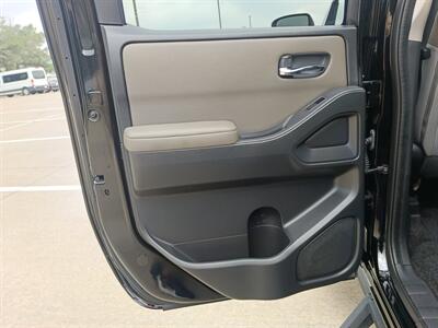 2022 Nissan Frontier SV   - Photo 12 - Dallas, TX 75252