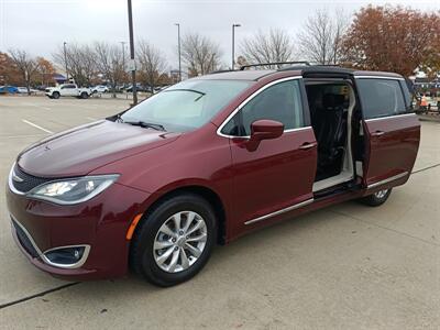 2017 Chrysler Pacifica Touring Plus   - Photo 12 - Dallas, TX 75252