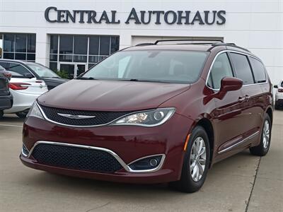 2017 Chrysler Pacifica Touring Plus  