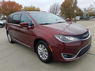 2017 Chrysler Pacifica Touring Plus   - Photo 9 - Dallas, TX 75252