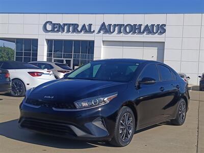 2023 Kia Forte LXS   - Photo 1 - Dallas, TX 75252