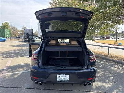 2018 Porsche Macan - Photo 19 - Dallas, TX 75252